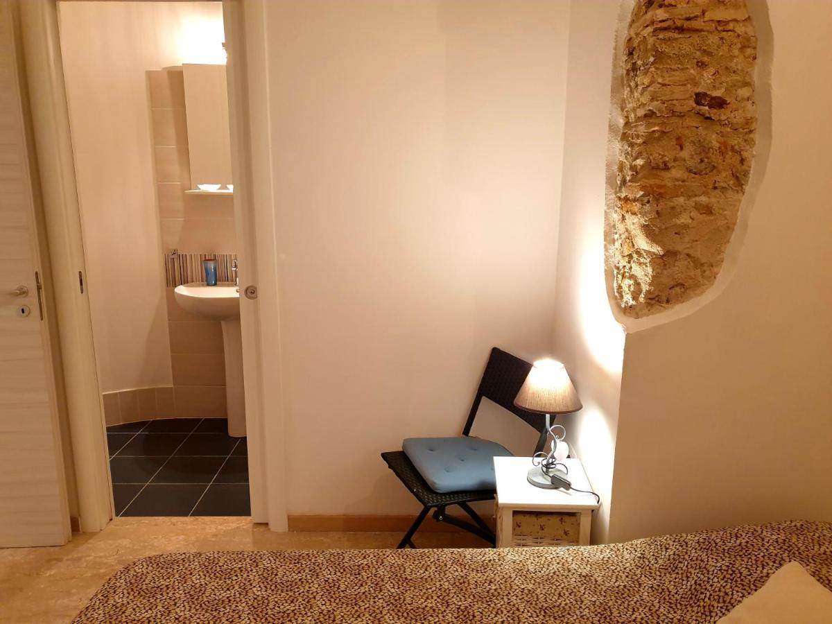 2 Bed Apartment In The Historical Center Pizzo Пицо Екстериор снимка