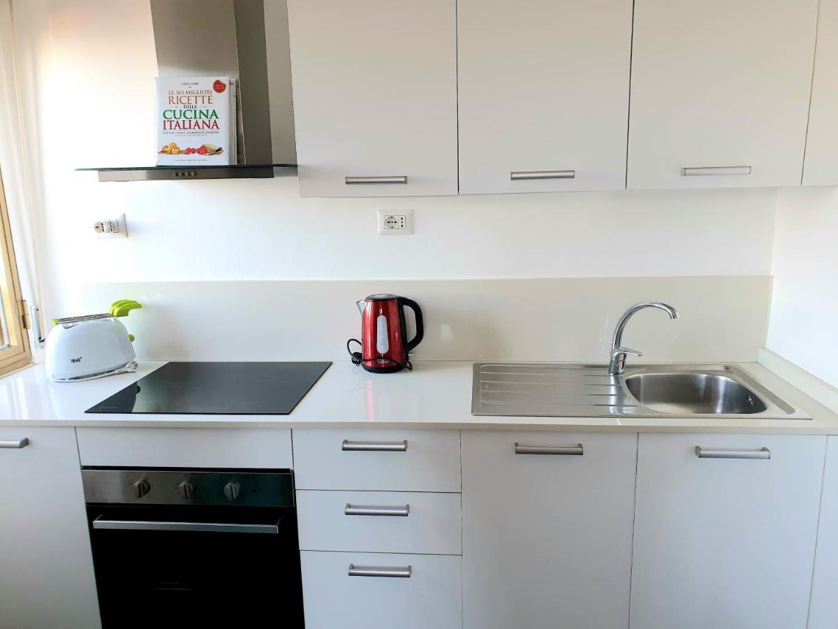 2 Bed Apartment In The Historical Center Pizzo Пицо Екстериор снимка